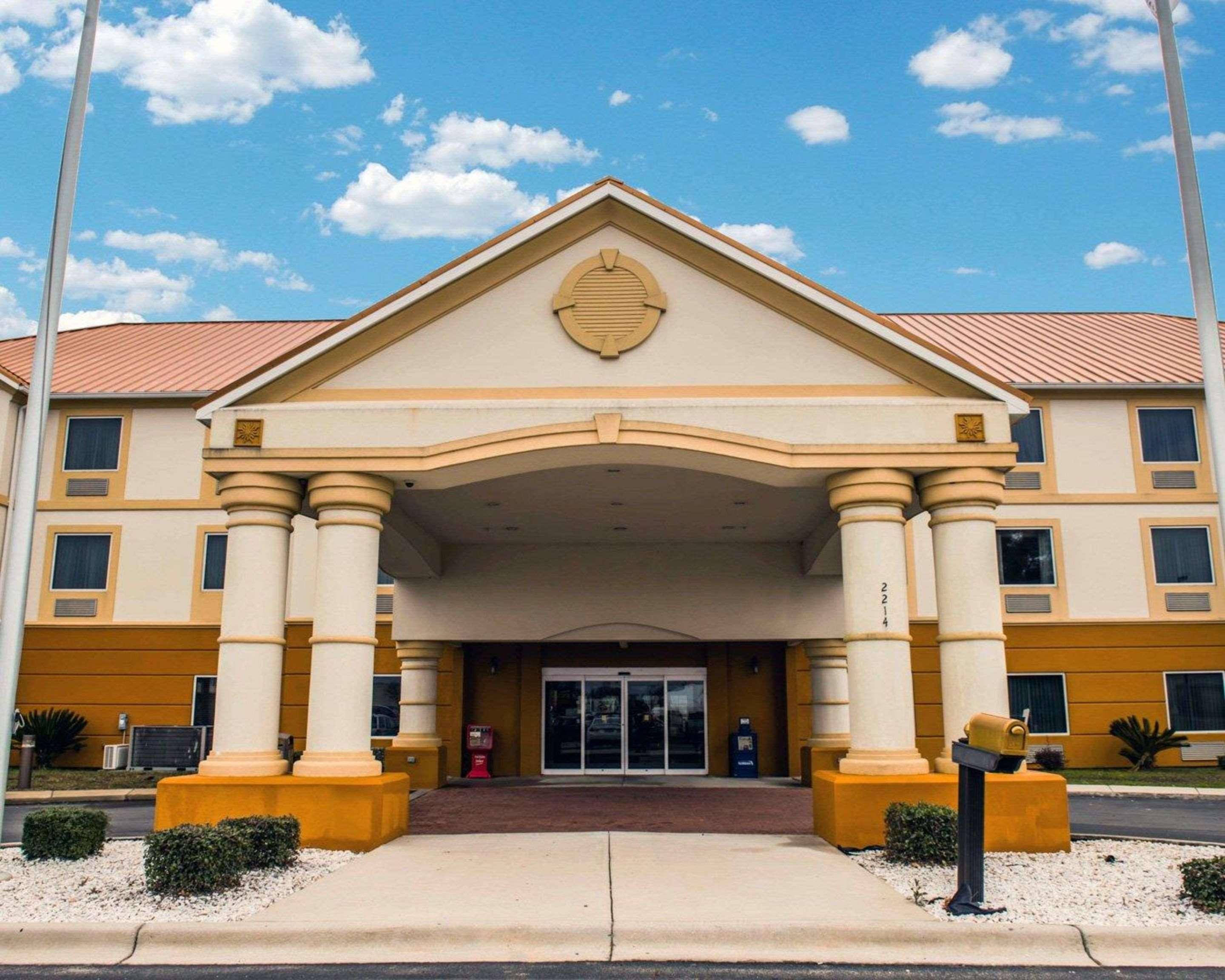 Comfort Inn & Suites Marianna I-10 Екстериор снимка