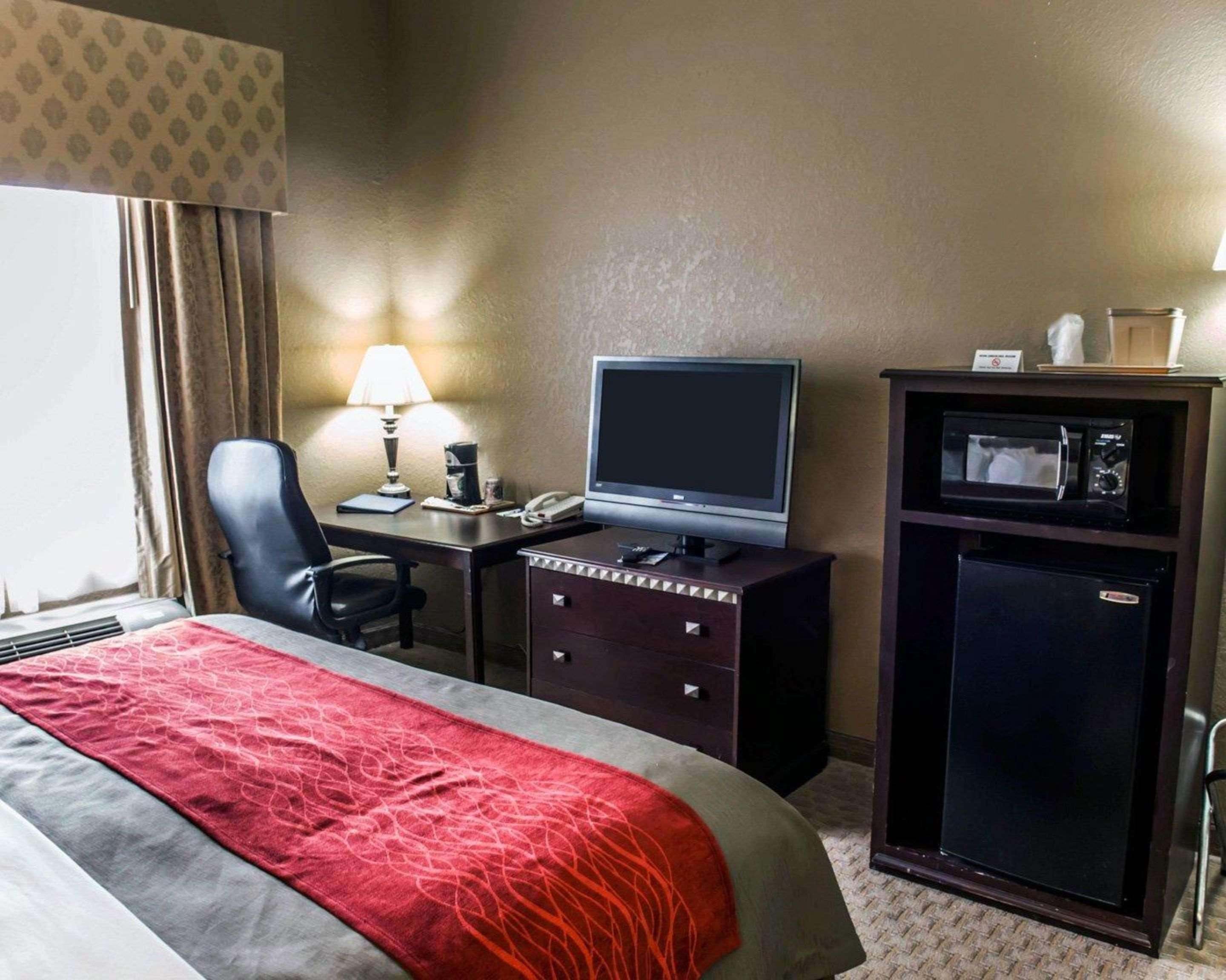 Comfort Inn & Suites Marianna I-10 Екстериор снимка