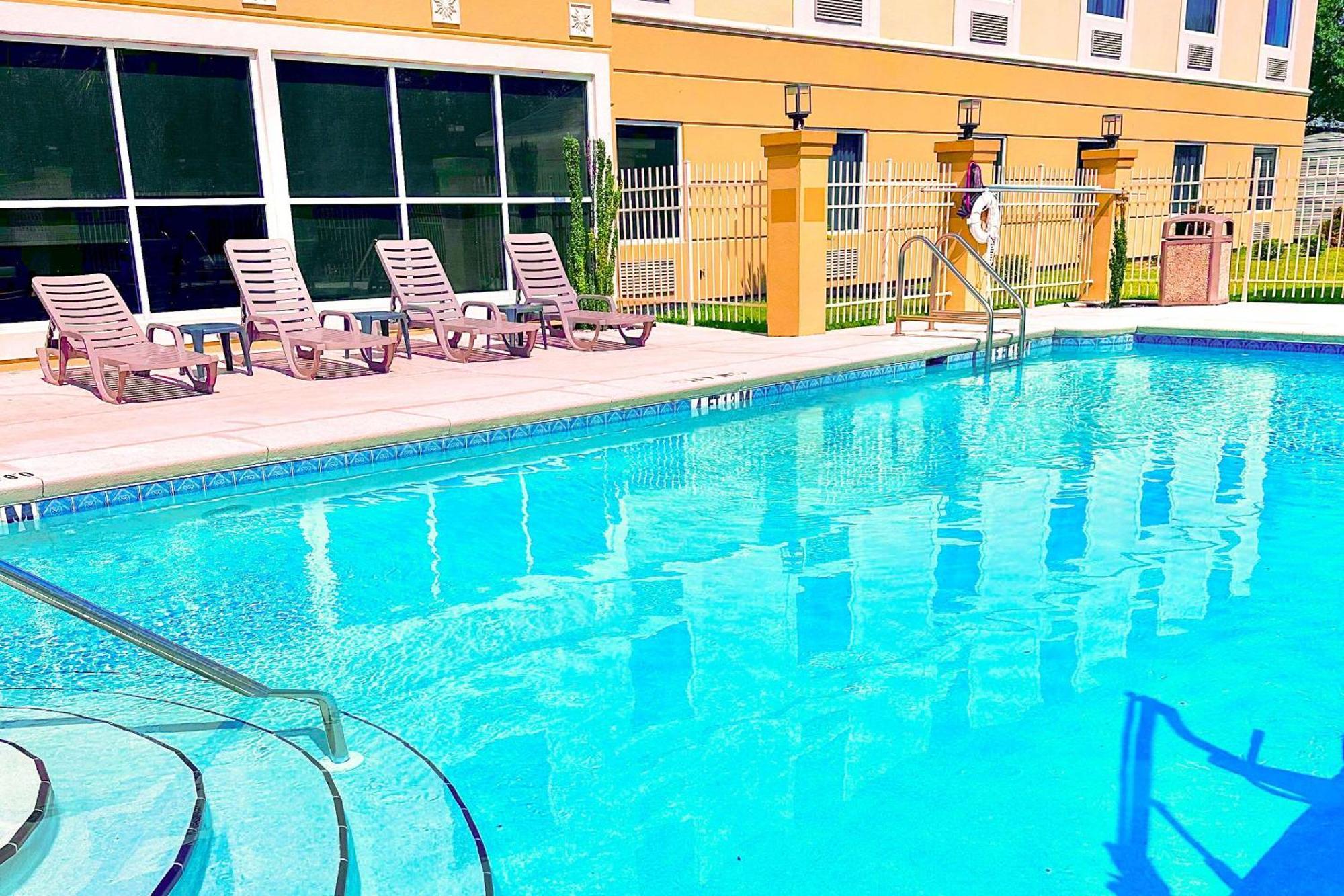 Comfort Inn & Suites Marianna I-10 Екстериор снимка